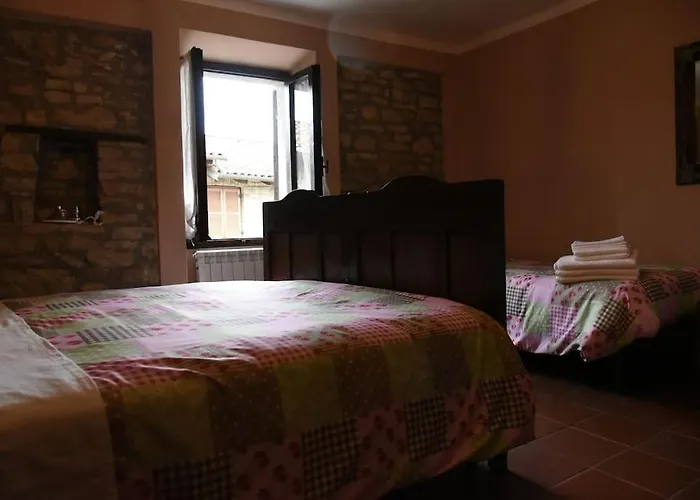 Il Borgo In Un Castello בית נופש Montabone