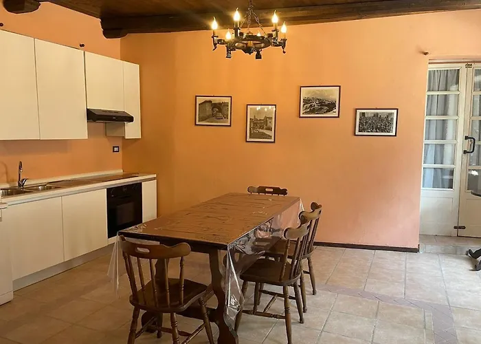 Il Borgo In Un Castello * Montabone